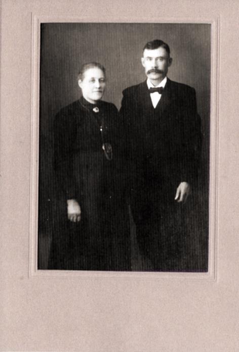 1925 Anna Löf och Albin Olofsson *1877-07-12 från Svarttjärn,