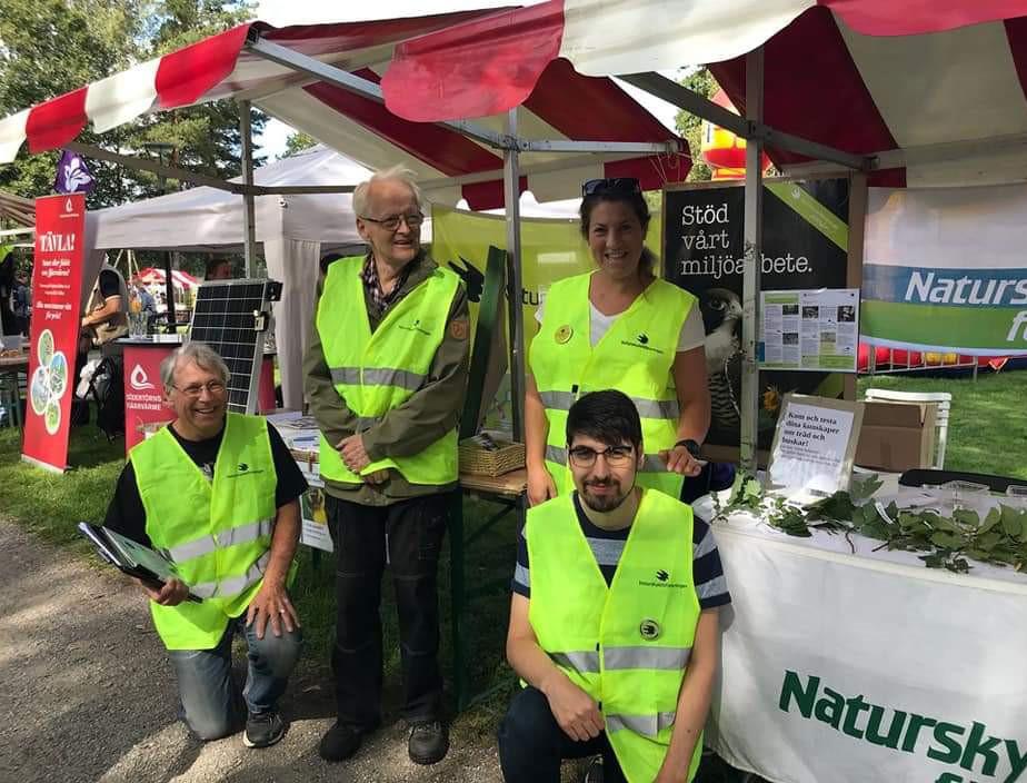 Naturskyddsföreningen på Salemsdagen 2018. Foto: Sadia Tonner Lördag 31 augusti Salemsdagen Möt oss på Salemsdagen! Träffa medlemmar från styrelsen och föreningen.