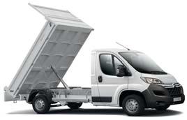 CITROËN TRANSFORMER : SKRÄDDARSYDDA LÖSNINGAR Genom vårt modellprogram Transformer kan CITROËN erbjuda transportfordon av hög klass som är pålitliga och hållbara, med snygg design och perfekt