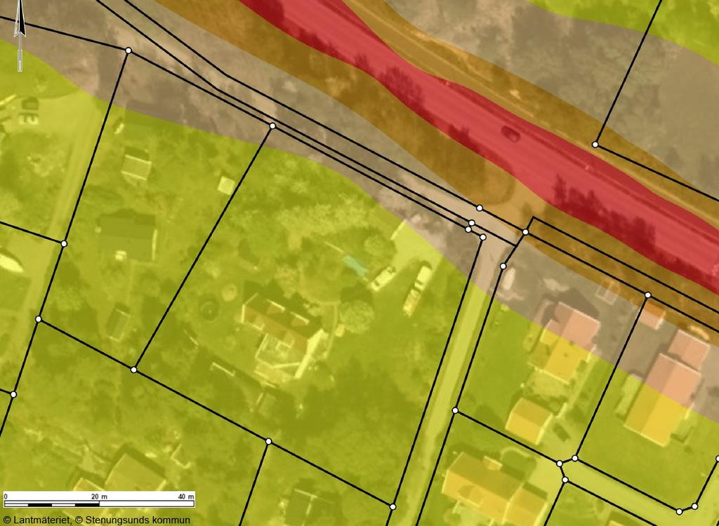 Buller Enligt trafikbullermätning gjord 2011 av ÅF Infrastructure (rapport nr: 559100) har Anrås 44:1 en ekvivalent ljudnivå mellan <50 db och <55 db.