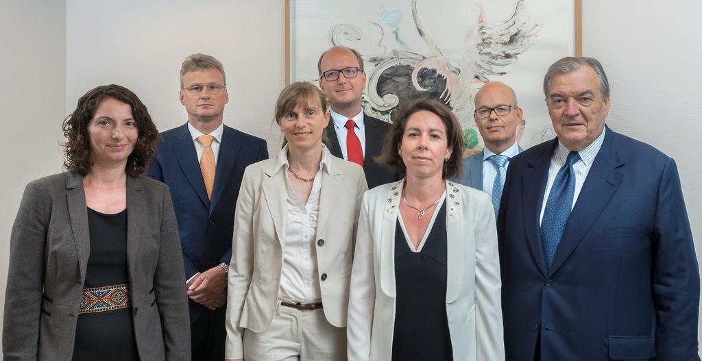 GRANSKNINGSTEAM I våra särskilda rapporter redovisar vi resultatet av våra revisioner av EU:s politik och program eller av förvaltningsteman kopplade till specifika budgetområden.
