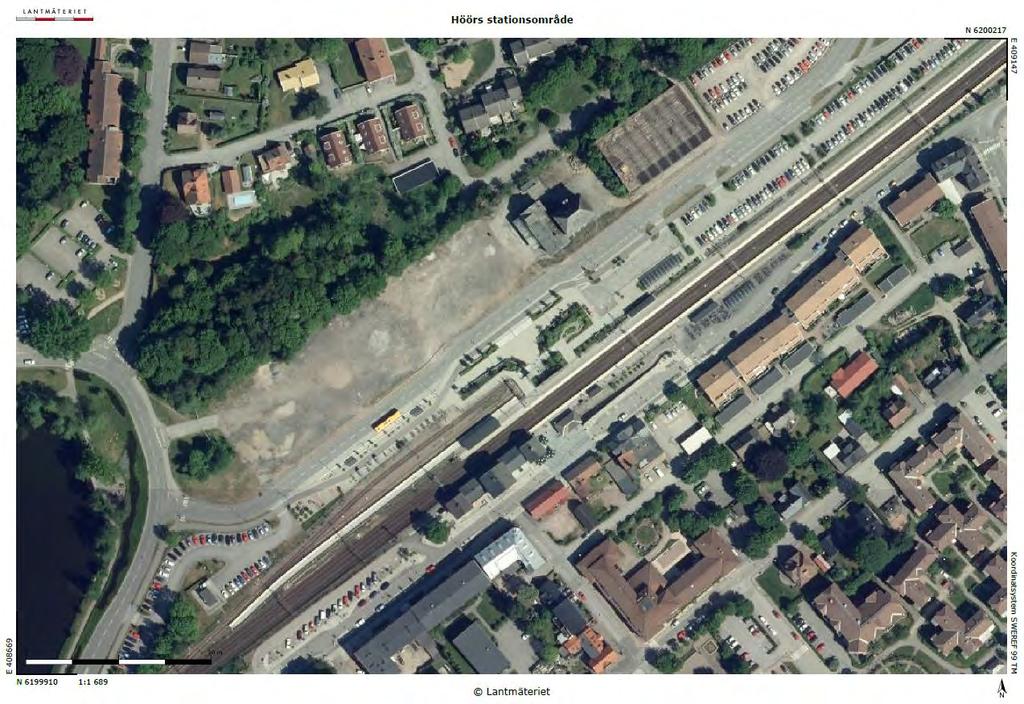Höörs stationsområde i Höörs kommun Riskutredning järnväg 3 av 25 Sammanfattning Briab har på uppdrag av Höörs kommun utfört en riskutredning för Räven 1, en del av Västra stationsområdet i Höör