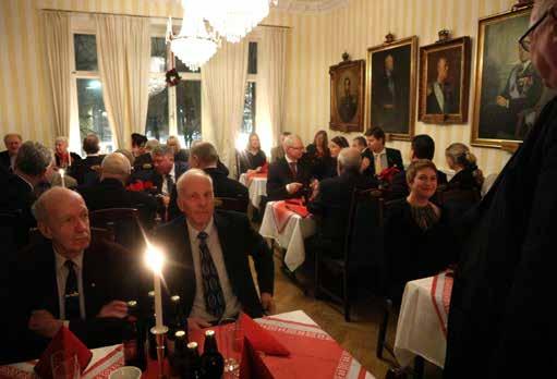 Luftvärnsförbundet firade 90 år Förbundets medlemmar samlade vid middagsborden. Egentligen tjuvstartade firandet. Enligt utsago var det på Luciadagen för 90 år sedan som Luftvärnsförbundet föddes.