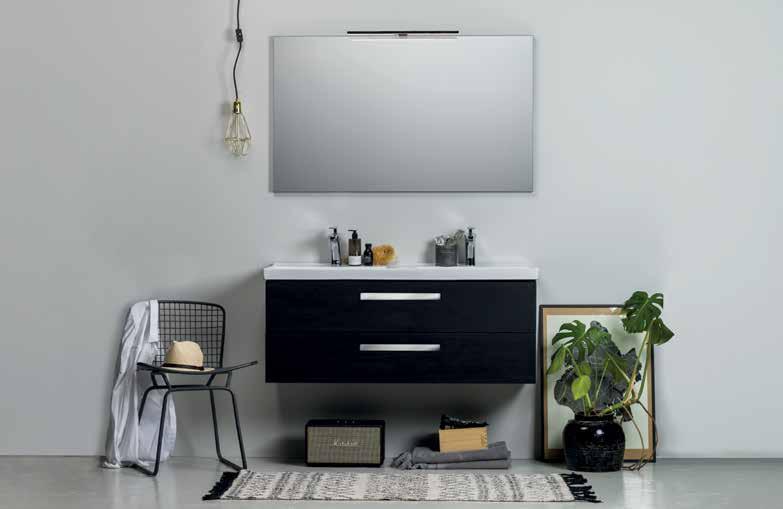 NORO RELOUNGE 1200, svart matt fanér, 14 490 kr. Flex spegel 1 995 kr med Flex LED-lampa 1 495 kr.