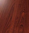 sensation wide long plank 2050 x 240 mm 4-sidig fasning Genuine wood, GW En lätt polerad struktur som följer träådringen i minsta detalj, en effekt som blir ännu mer framträdande i våra