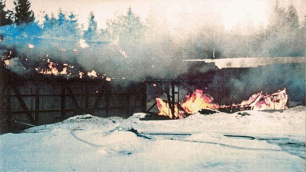 Brandkåren eldar upp Kronsågen