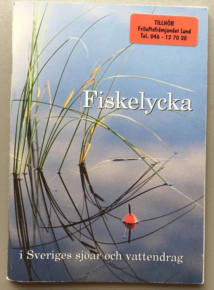 Kompendium Fiskelycka Kompendiet berättar om den Svenska allemansrätten och regler för