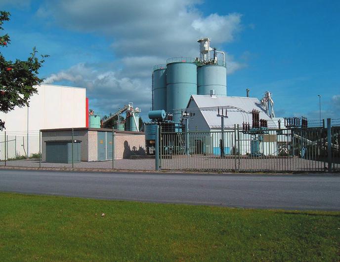 Distributionsstationer I Ulricehamn har jag studerat ortens större distributionsstationer i form av en stor mottagningsstation 130-40 kv, tre stycken mottagningsstationer 40-10 kv respektiver tre