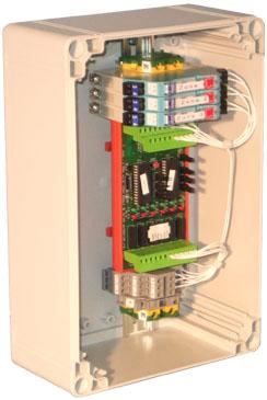 Interface till IS2000 EZ1 och EZ2 Utmärkande egenskaper: 12V DC driftspänning Justerbar pulsräkning för varje SI2000 Inställbar tidramsperiod Aktiv tidsram LED för varje SI2000 Spärrat Larm LED för