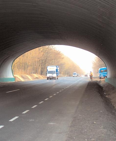 Profiler Höjd Bredd BOX CULVERT Bredd Höjd HIGH PROFILE ARCH trin hos konstruktionen smälter på ett naturligt sätt in i den omgivande miljön.
