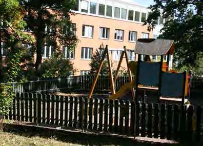 Eknäsparken (05) Historik Lekplatsen har funnits här sedan 940-talet, då frekvent besökt av de stora barnkullar som växte upp på Stora Essingen.