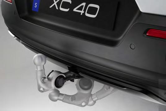 TILLBEHÖR 65 LASTHÅLLARE Din XC40 hjälper dig följa dina passioner, och våra stilfulla lågprofils lasthållare gör att du enkelt kan ta med dig det du gillar mest.