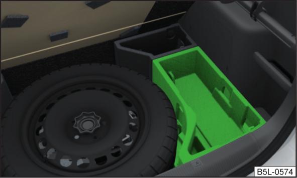 För en säker användning av det variabla lastgolvet ska den uttagbara förvaringsboxen vara placerad under det variabla lastgolvet.