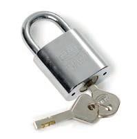 cylinderlås Anpassat för hänglås med diam Ett extra kraftigt lås för säker låsning.