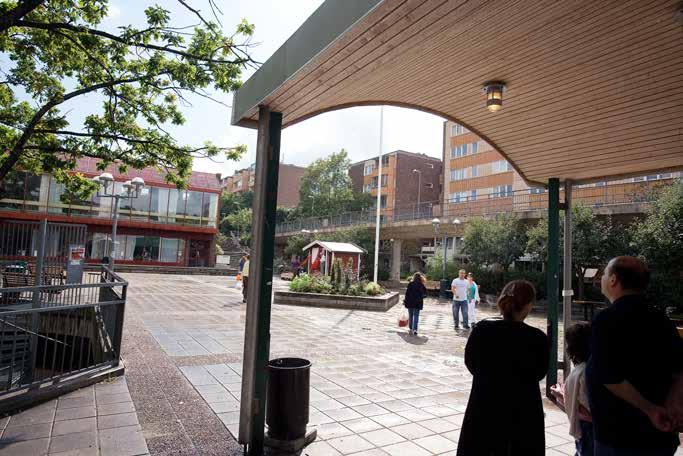 STADSBYGGNADSSTRATEGIER UTVECKLA LOKALA CENTRUM OCH DERAS OMGIVNING I Nacka finns ett antal lokala centrum.