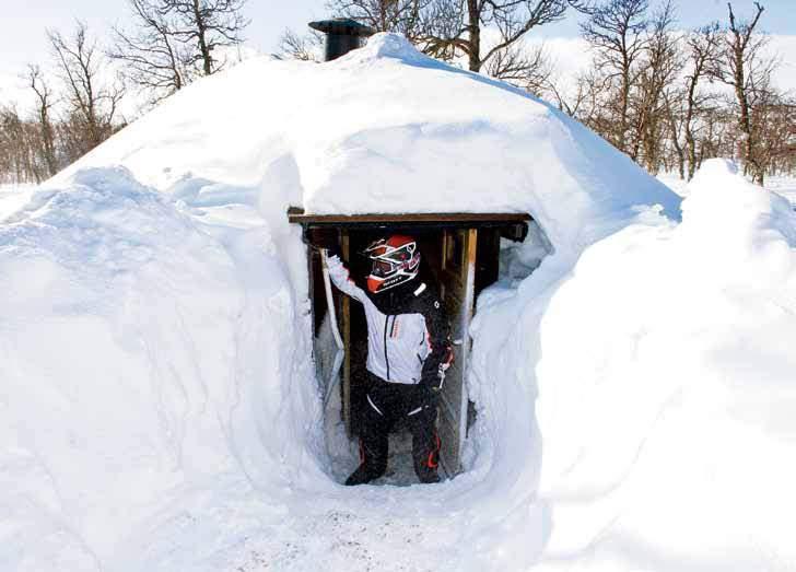 Howell TP Vatten och vindtät vinterjacka med bland annat snölås, avtagbar huva och god ventilation. Pris: Jacka 1.