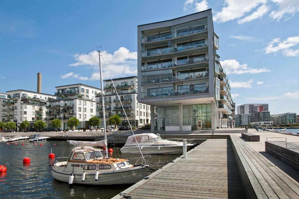 Sida 7 (12) Del av kv Skärgårdsbåten Bland de allmänna anläggningarna kan nämnas följande: Jan Inghes Torg.
