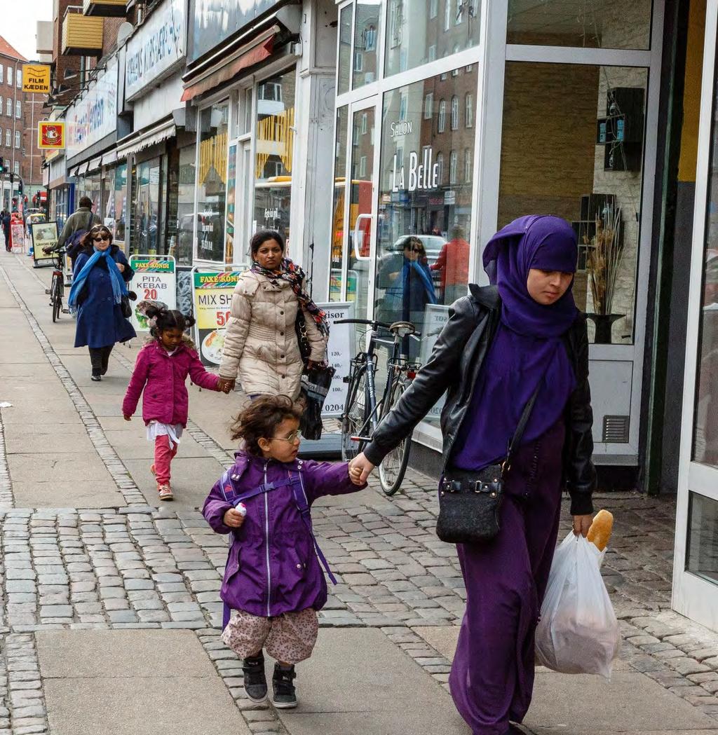 FHille-programmet Skolförberedande program (barn 4-7 år) Syftar till att stärka barnets olika kompetenser, anknytningen barn och förälder.