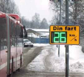 TRAFIKSÄKERHET Displayer För en ökad trafiksäkerhet Med våra hastighetsdisplayer hoppas vi kunna bidra till att ge en ökad trafiksäkerhet.