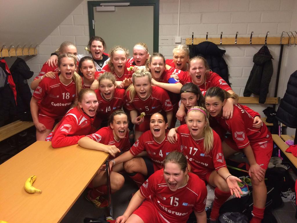 Distriktslags SM 2017 - F16 En långhelg med innebandy i Umeå är tillända och för Upplands F16-lag blev det en 14:e plats av totalt 19 deltagande lag.