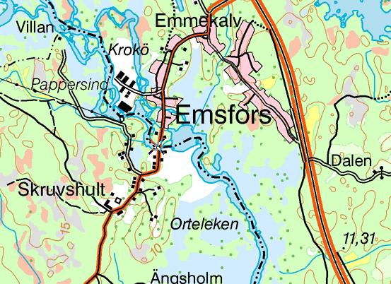 Em2. Emån, Emsfors Datum: 214-1-7 Stationens EU-CD: SE63352-15392 Koordinat: 633522/15392 5-15 m uppströms bron på norra sidan. Den röda markeringen visar lokalens läge.