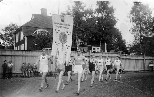 Jubilerande föreningar och klubbar i Borås under 2007 Borås Amatör Skytteförening 110