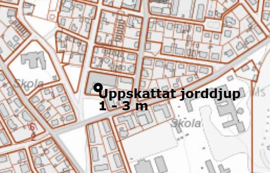 Enligt Sveriges geologiska undersöknings (SGU:s) jordarts- och jorddjupskarta består marken av svallsediment och grus.