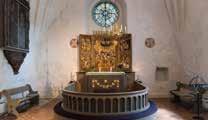KÄRRBO KYRKA Öppen med kaffeservering kl 12-16, 30/7-3/8. 59 33 16.9 N 16 45 16 E Kärrbo kyrka är en ovanligt välbevarad medeltida byggnad, både på utsidan och på insidan.