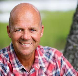 Företagaren som startar skola Petter Mikaelsson på företaget Repay i Skellefteå är s läns mest företagsamma människa 2014. - Det känns fantastisk att få priset, säger Petter.