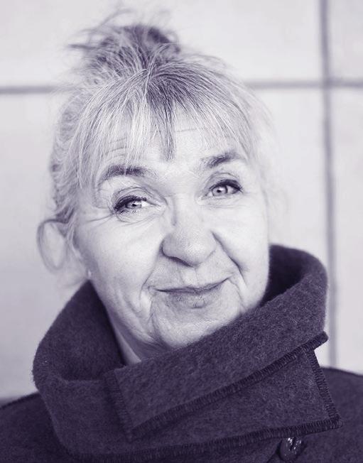 Maria Nordlöw undervisar vid SMI i dans, drama, och pedagogiskt ledarskap.
