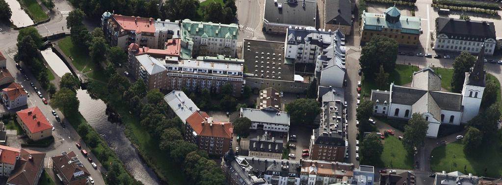 Detaljplan för Gruvan 13 Planbeskrivning 7 Förutsättningar och planförslag Bakgrund Fastighetsägaren önskar bygga på befintlig byggnad med två bostadsvåningar och komplettera användningen med