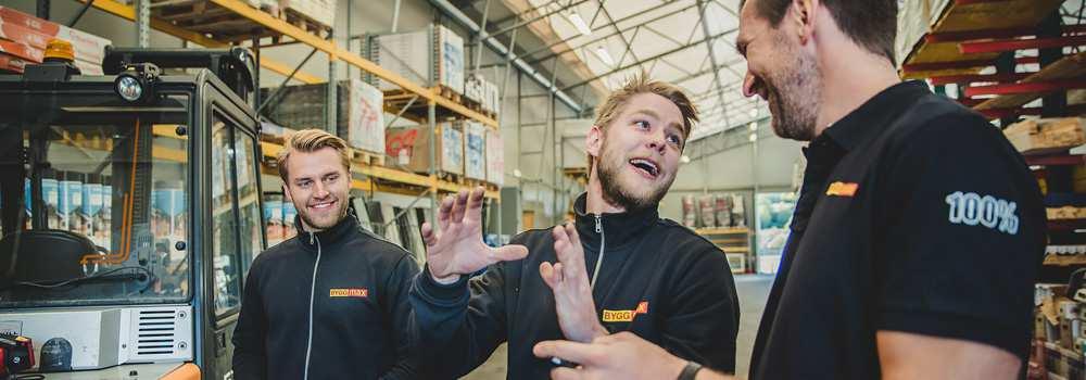 Dess D essa a tre segment är Byggmax, Skånska Byggvaror samt övrigt.