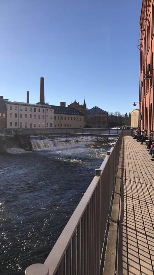Exakta tider och platser för allt kommer vi lägga ut på vår facebooksida, så håll koll där! Inför varje aktivitet under Mottagningen kommer vi samlas mellan husen.