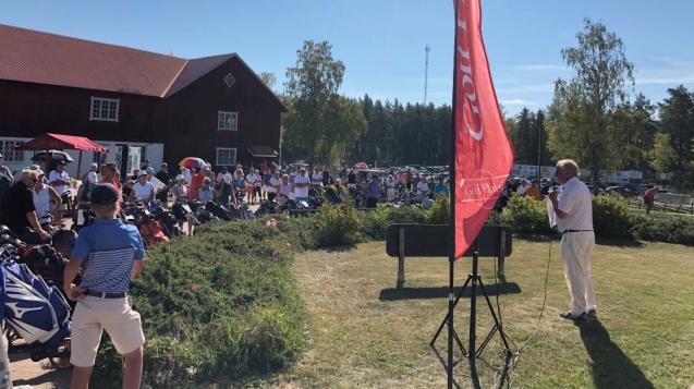 De fick glädja sig av ett fint presentkort från Golf Plaisir - en av våra många generösa sponsorer.