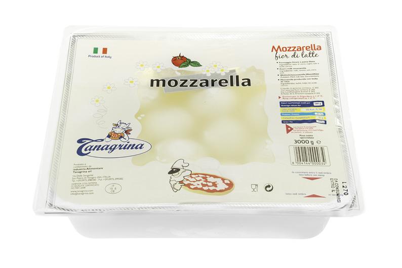 Mozzarella Napoli 2kg/tråg (501016) 59 90 /kg Handskuren