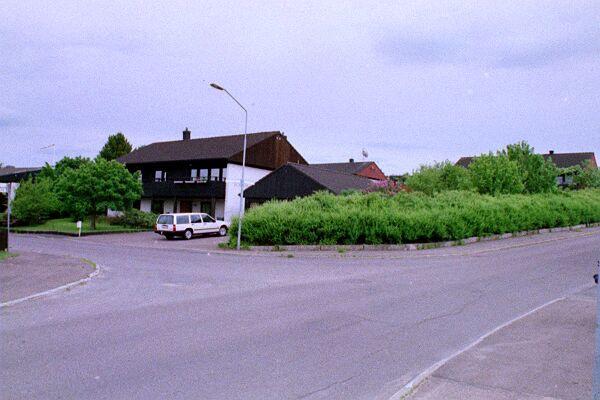 Gårdsvägen 1977 Korsgårdsvägen 1953 Vid Korsgården möttes flera stora vägar och detta är ursprunget till namnet.