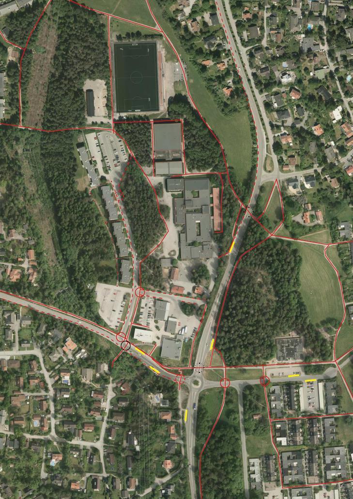 TRAFIKUTREDNING SKARPÄNGS CENTRUM 39 Figur 18. Gång- och cykelnätet i området. Röd heldragen linje anger gång- och cykelbana. Röd streckad linje anger gångbana.