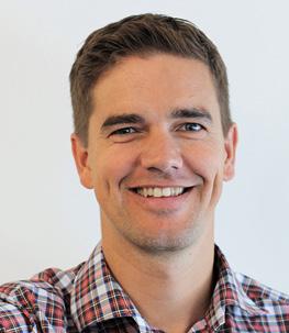 Taket till byggnaden täcks av trianglar i glas med inbakade solceller. Den karaktärsfulla formen på taket bidrar till en optimal energiproduktion.