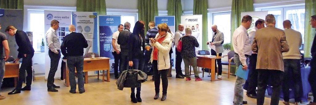 HÖRT & HÄNT SLR KONGRESS Utställningen bjöd på flera nyheter i branschen INTRESSERADE GÄSTER. Det var ett bra tryck i utställningsrummet. MÅNGA INTRYCK. Det var mycket att se i utställarnas montrar.