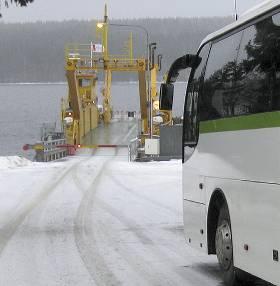 HÖRT & HÄNT Lyckad Norrlandsträff i Härnösand INLEDNING. Mötet leddes av Christer Nylund. MÖTE I MÄSSEN. Årsmöte i officersmässen.