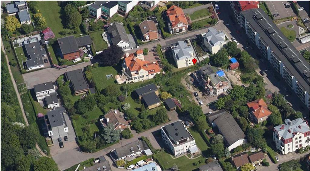 Dnr:813/2016 Upprättad 22 juni 2017 4.2 Planområdet Planområdet ligger i korsningen mellan Lenngrensgatan och Karl X Gustavsgata och består av fastigheten Gäddan 6. Gäddan 6 är idag 2300 m 2.