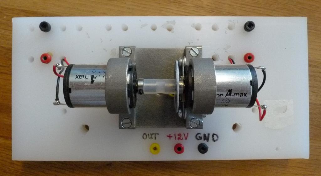6 Elektroteknik MMK, KTH 3 Mätningar på Likströmsmotorn 3.1 Motorns modell I A U A En likströmsmotor matas med ankarspänningen U A.
