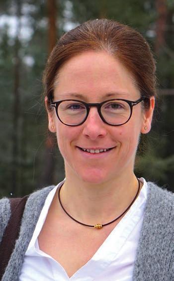 Ursula Schmiauke, neurolog, och Sanna Sundelin, undersköterska, Universitetssjukhuset i Linköping.