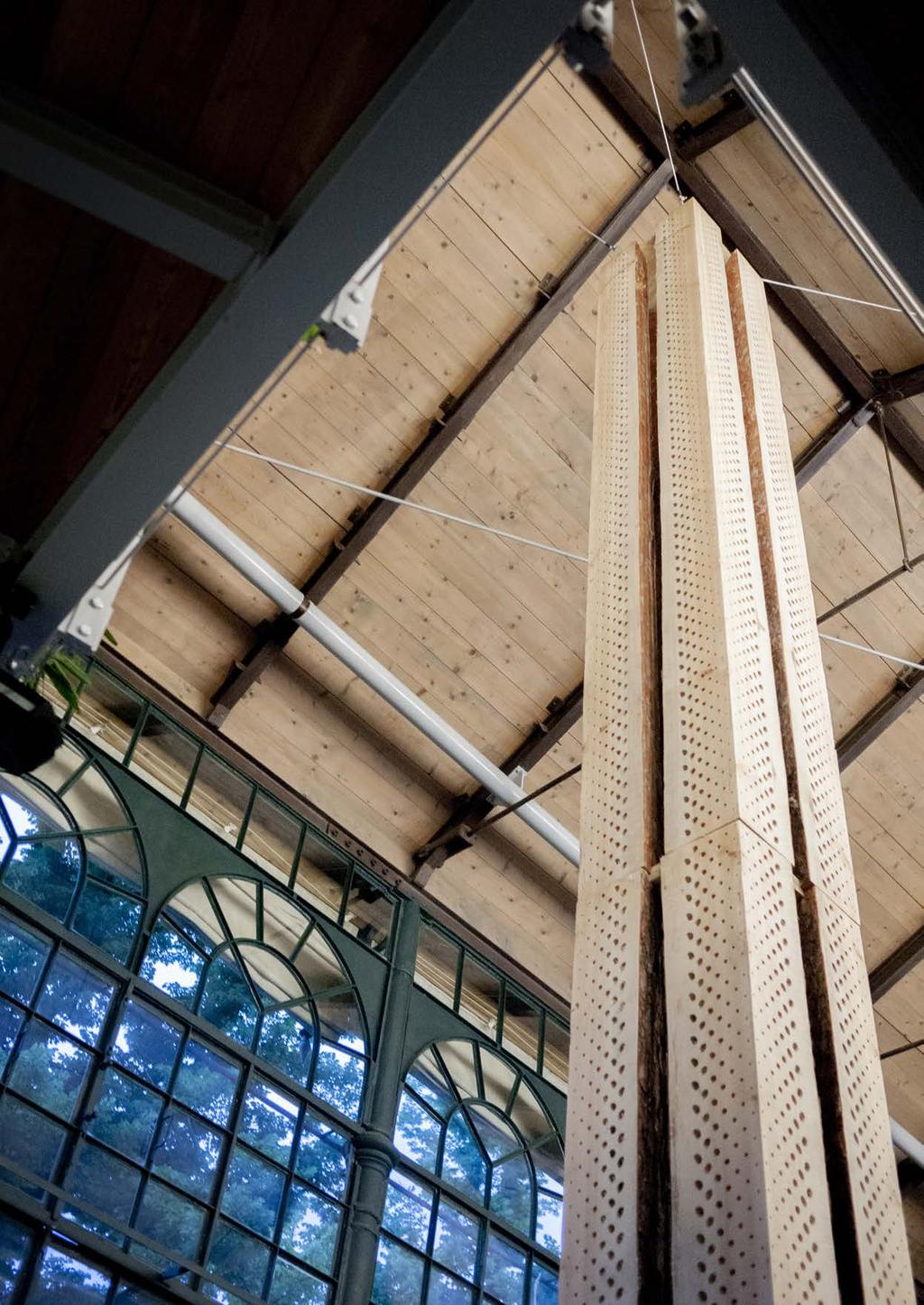 TALL. DEL I UTSTÄLLNINGEN PRINTS PLOTS PROJECTIONS VID VENEDIGBIENNALEN 2018.
