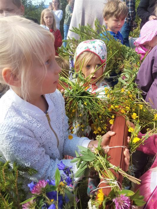 TällbergsNytt aug 2018 1 Sommaren 2018 Den här sommaren går väl till historien som en riktig badsommar. Varmt i luften, varmt på stranden, varmt i vattnet.