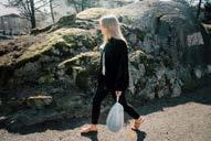 Nathalie Vollbrecht, 27 med sin mormor och bästa vän Anita Olsson, 80. FOTO: SACHARIAS KÄLLDÉN PÅ GÅNG. Nathalie vill knyta relationer HUSMANSKOST.