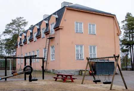Deklarationer & Årsredovisningar - Redovisning, Löneadministration & Bokslut - Skatte- & Företagsrådgivning Bjuråkersstämman Sundsesplanaden 2 www.redohuset.se www.