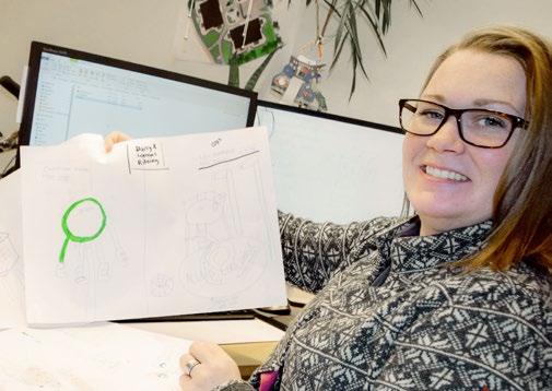Barnens idéer ska locka besökare från hela kommunen Carolina Aouseus med några av alla de teckningar som legat till grund för den nya lekparken som projekteras i Gamlegårdsparken.