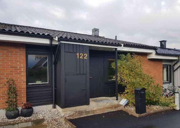 BESIKTNINGSPROTOKOLL Anticimex Överlåtelsebesiktning av småhus nivå 2 Fastighetsuppgifter Fastighetsbeteckning: IVERN 51 Fastighetens adress: REKTANGELVÄGEN 122 556 25 JÖNKÖPING Personuppgifter