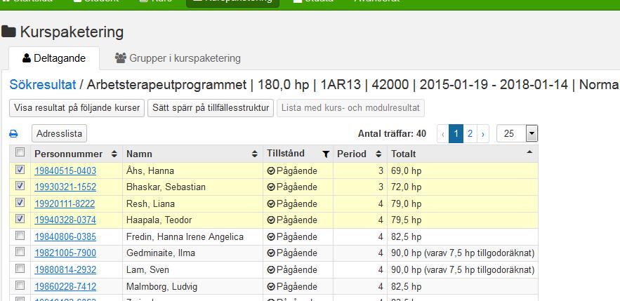 Markera de studenter som ska spärras med att sätta en bock framför